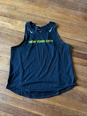 Nike Women’s AeroSwift Dri-Fit ADV Running Singlet, Black, Large